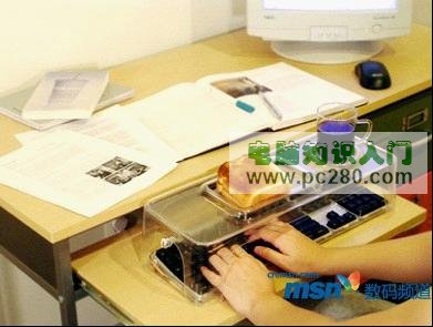 <span style='color:#bc3c16'>���Բ�����ɻ��18��С����</span>