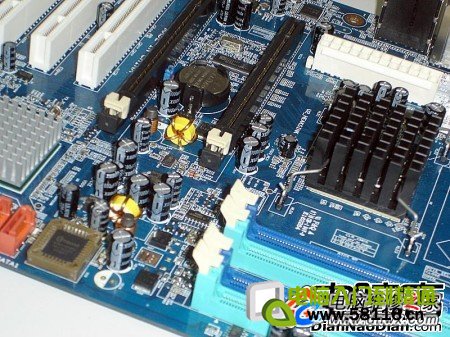 ���岡����������